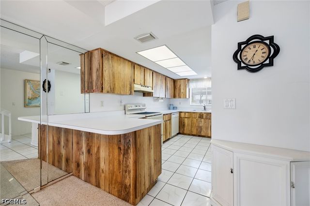 1322 SE 40th ST 2, Cape Coral, FL 33904