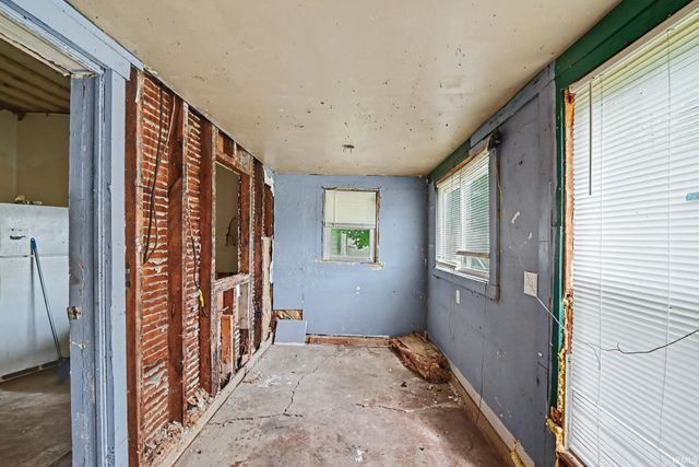 413 E 14th Street, Rochester, IN 46975