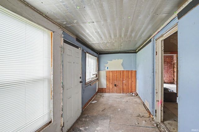 413 E 14th Street, Rochester, IN 46975