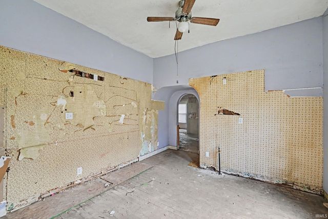 413 E 14th Street, Rochester, IN 46975