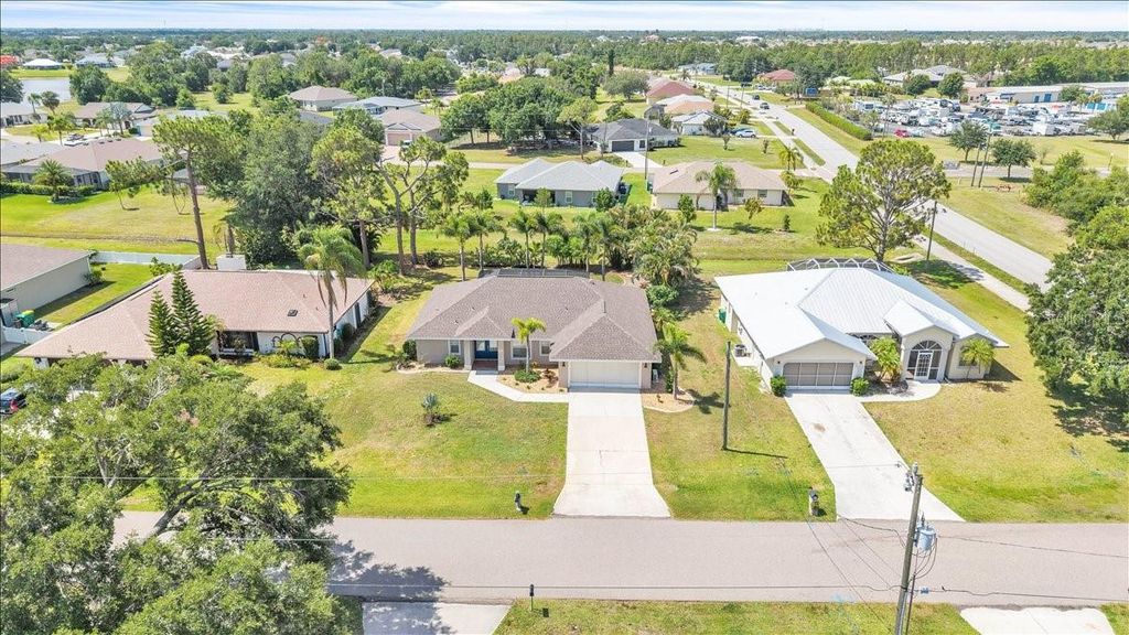 Image 37 of property listing at 25035 WATEAU COURT, Punta Gorda, FL 33983