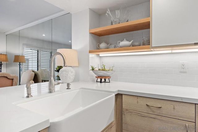 964 Intrepid Court, Del Mar, CA 92014