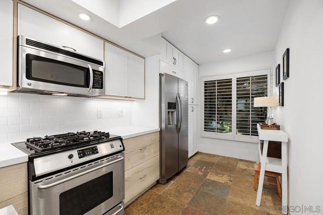 964 Intrepid Court, Del Mar, CA 92014