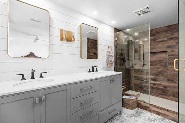 964 Intrepid Court, Del Mar, CA 92014