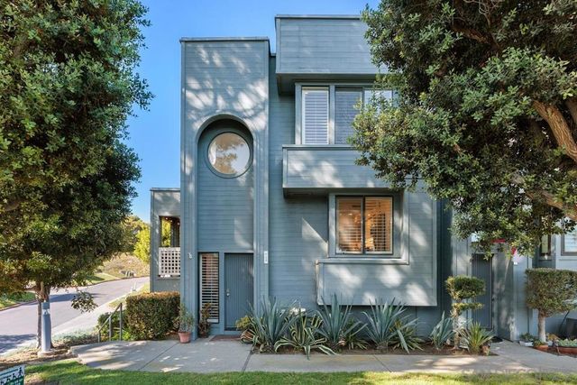 964 Intrepid Court, Del Mar, CA 92014