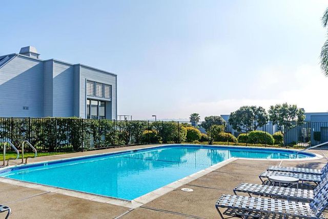 964 Intrepid Court, Del Mar, CA 92014