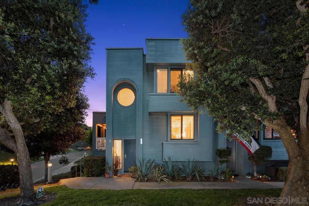 964 Intrepid Court, Del Mar, CA 92014