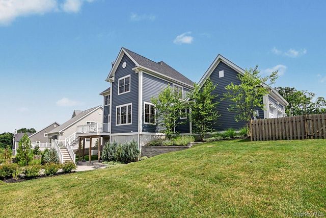 17 Stableview Lane, Brewster, NY 10509