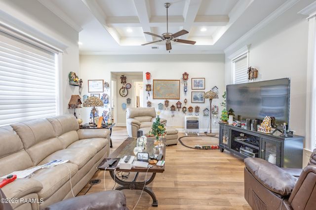 1098 Timber Trails Road, Breaux Bridge, LA 70517