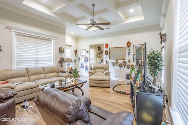 1098 Timber Trails Road, Breaux Bridge, LA 70517