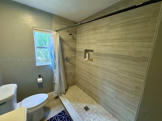 346 Muskegon Ave, Fort Myers, FL 33905