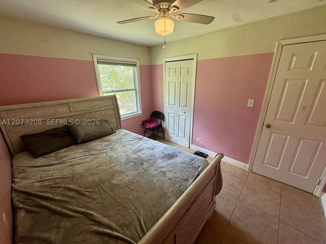 346 Muskegon Ave, Fort Myers, FL 33905