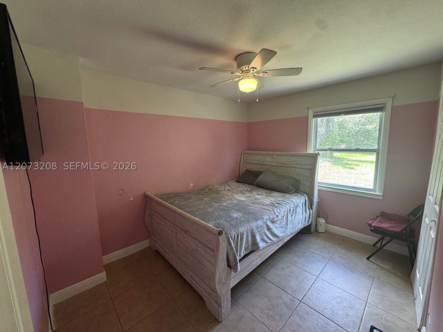 346 Muskegon Ave, Fort Myers, FL 33905