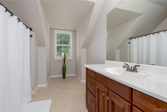 2400 Yorktown, Tuscaloosa, AL 35406