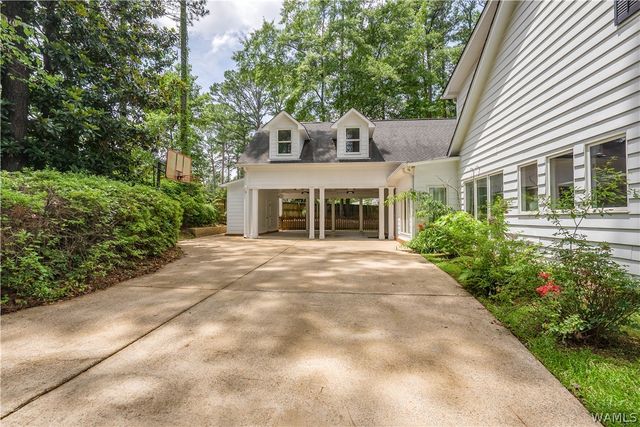 2400 Yorktown, Tuscaloosa, AL 35406