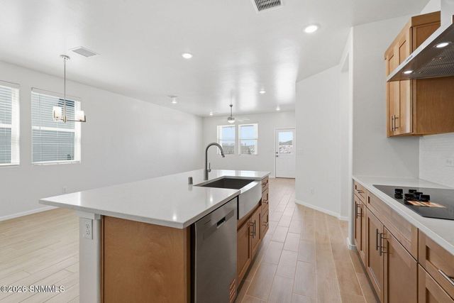 6555 Newcastle Avenue, Las Cruces, NM 88012