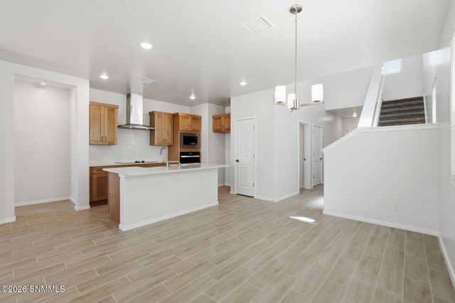 6555 Newcastle Avenue, Las Cruces, NM 88012