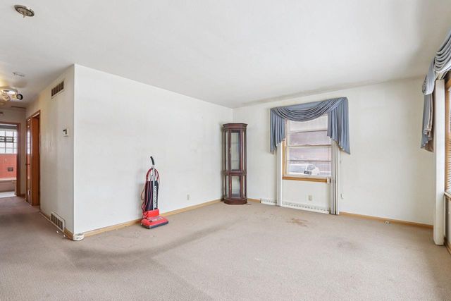 3955 N 79th STREET, Milwaukee, WI 53222