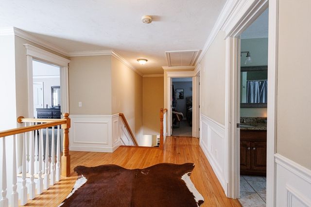 81 Rebecca Rd, Northbridge, MA 01588