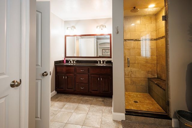 81 Rebecca Rd, Northbridge, MA 01588