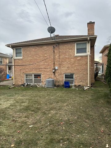 4050 W Columbia Avenue, Lincolnwood, IL 60712