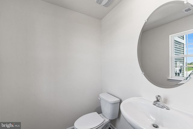 32 ENEFACE CRST, Hanover, PA 17331