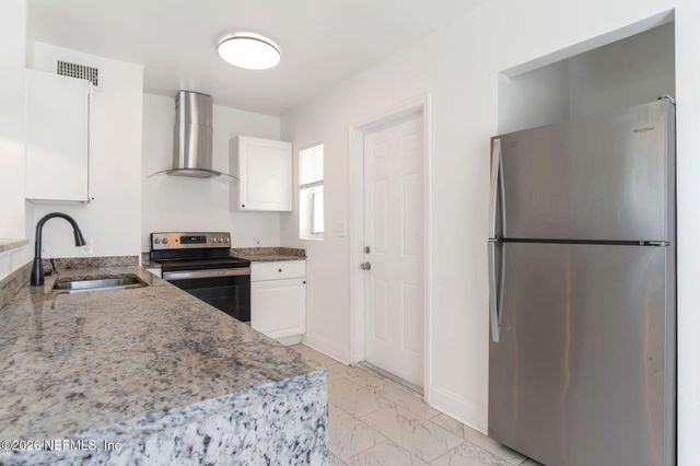 3622 ARDISIA Road N, Jacksonville, FL 32209