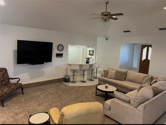 4958 Bluebird St, Robstown, TX 78380