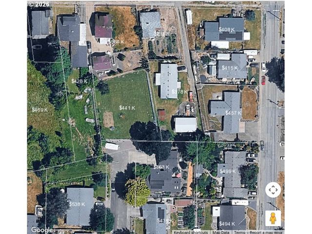 S 2nd St, Carlton, OR 97111