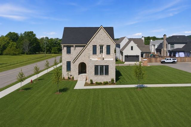 138 Beetson Aly, Thompsons Station, TN 37179