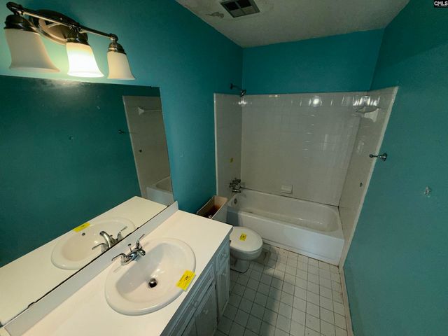 157 Golden Pond, Lexington, SC 29073