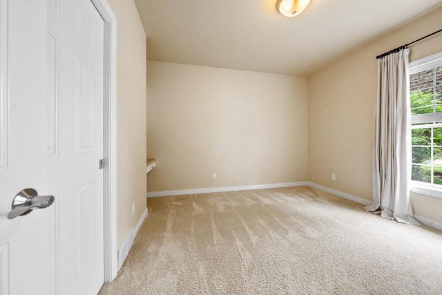 1568 KINGSWOOD DRIVE, Neenah, WI 54956