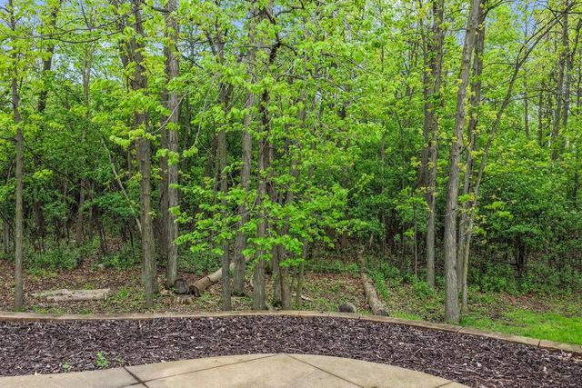 1568 KINGSWOOD DRIVE, Neenah, WI 54956