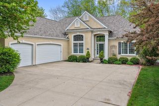 1568 KINGSWOOD DRIVE, Neenah, WI 54956