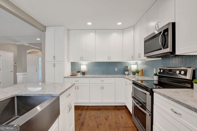 259 Blue Lake Street, Richmond Hill, GA 31324