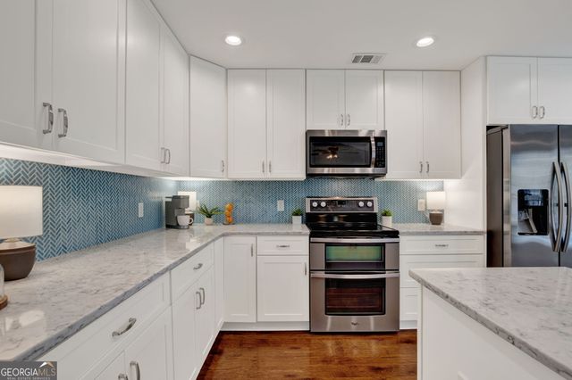 259 Blue Lake Street, Richmond Hill, GA 31324