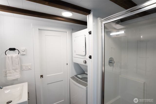 450 Mt Jupiter Pl, Hoodsport, WA 98548