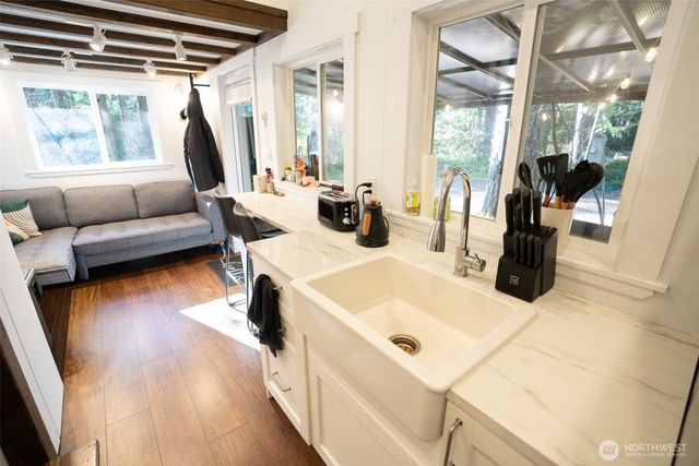 450 Mt Jupiter Pl, Hoodsport, WA 98548