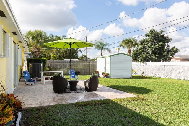 343 Balsam Street, Palm Beach Gardens, FL 33410