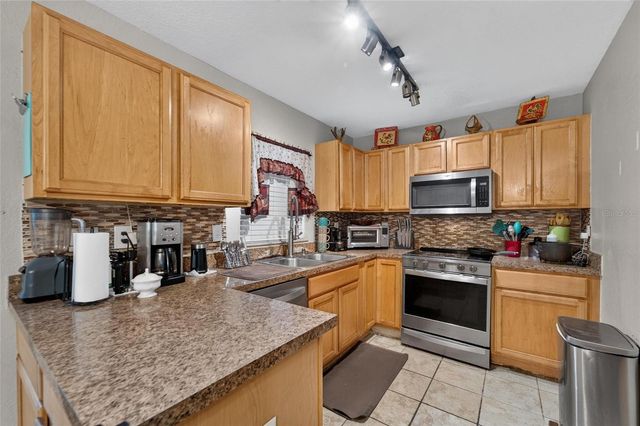 3721 COPPERTREE CIRCLE, Brandon, FL 33511