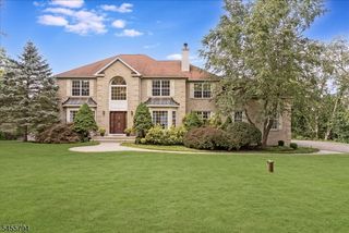 15 Dana Dr, Andover Twp., NJ 07848