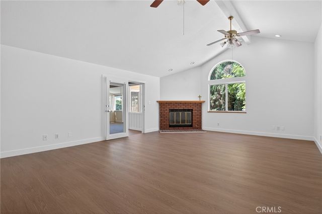 19431 Enadia, Reseda, CA 91335