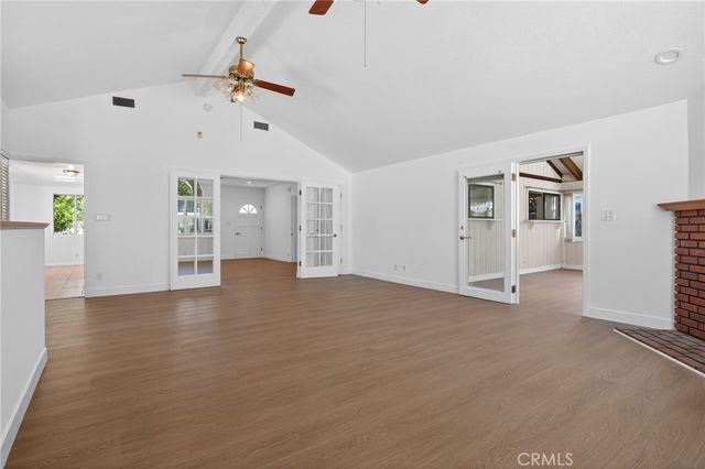 19431 Enadia, Reseda, CA 91335