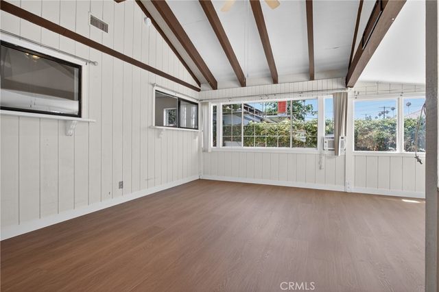 19431 Enadia, Reseda, CA 91335