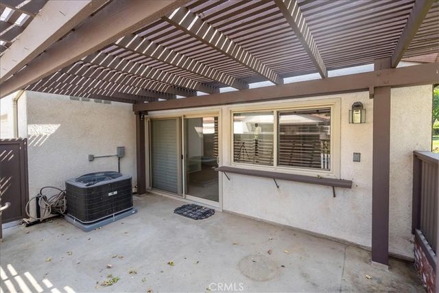 24698 Sand Wedge, Valencia, CA 91355