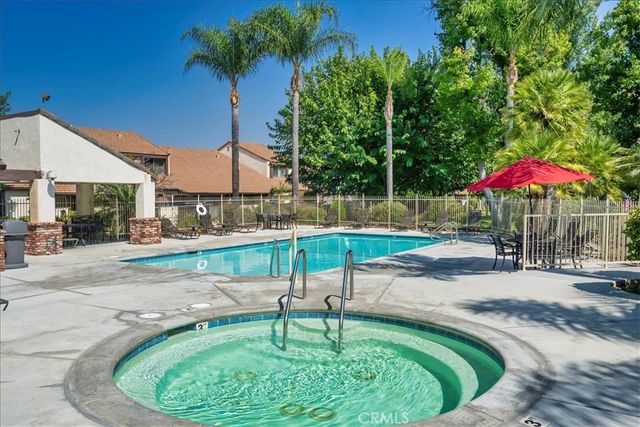 24698 Sand Wedge, Valencia, CA 91355