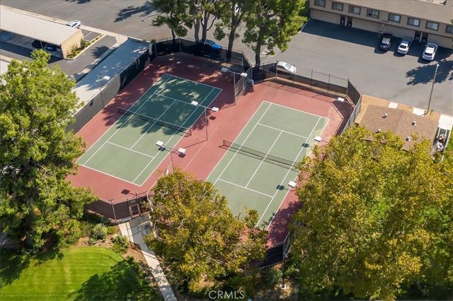 24698 Sand Wedge, Valencia, CA 91355