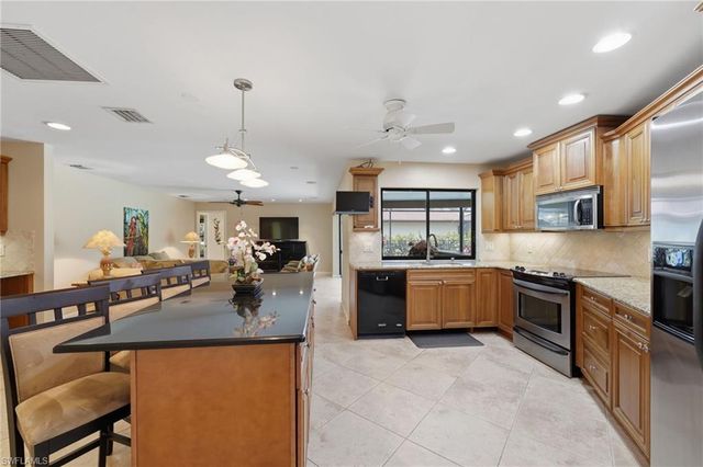 1941 Princess CT, Naples, FL 34110