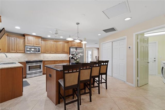 1941 Princess CT, Naples, FL 34110