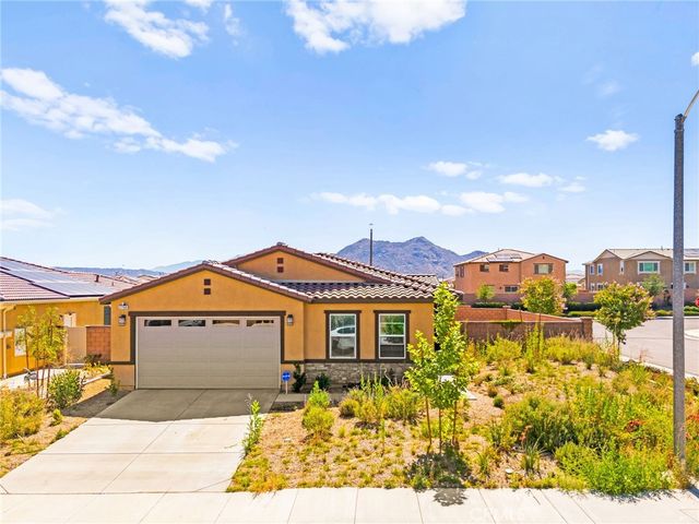 27108 Oncore Drive, Menifee, CA 92585